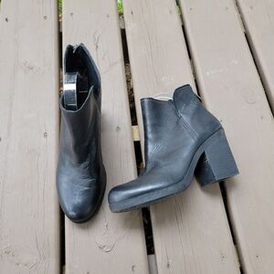 Lucky Brand Orsann Black Leather Stacked Chunky Block Heel Split Ankle Boots 9.5